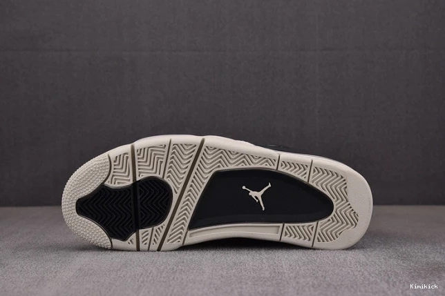 light bone 4 jordan air 1469 black fq7939- Trendy rm 0520